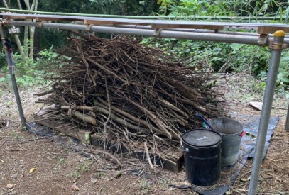 東エリア 枝小屋