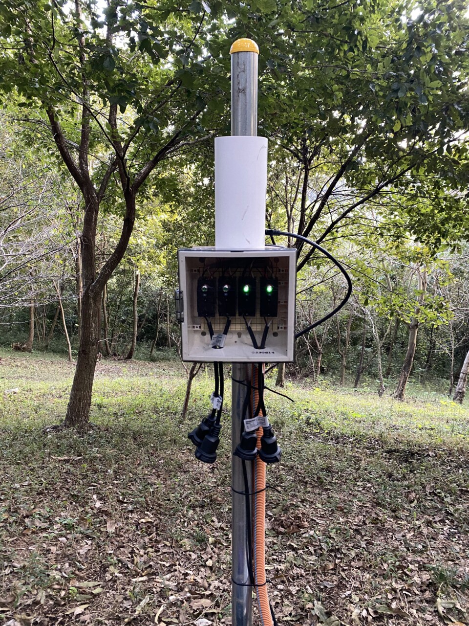 電源コンセント