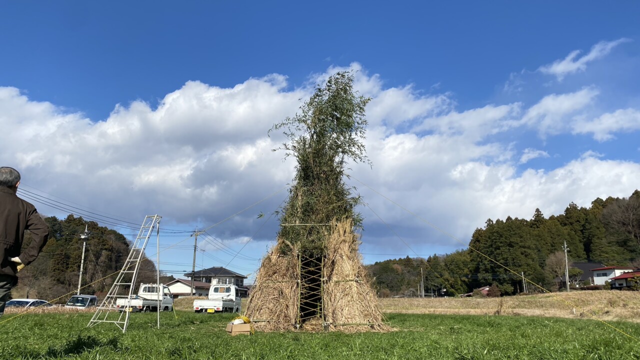 どんど焼きのやぐら